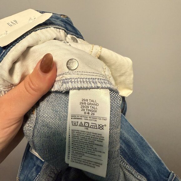 GAP 29/8T NWT Distressed Blue Mid Loose Jeans - Picture 7 of 7